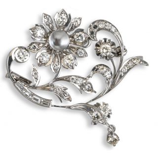 Vintage Diamond and Moonstone Brooch - 02022610 | Heming Diamond Jewellers | London