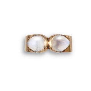 Vintage Moonstone Ring - 02024092 | Heming Diamond Jewellers | London