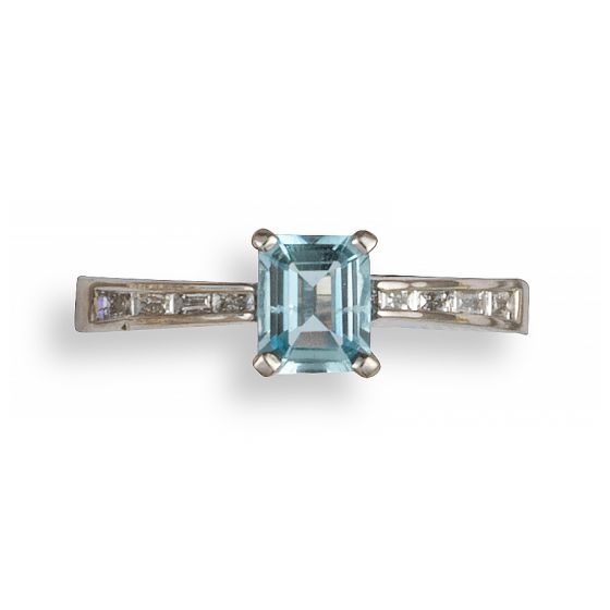 Aquamarine and Diamond Ring - 00024623 | Heming Diamond Jewellers | London