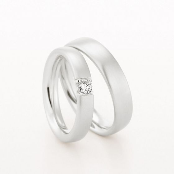 Pair of 18ct 4-5mm Wedding Rings by Christian Bauer - 00019130 | Heming Diamond Jewellers | London