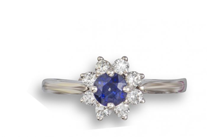 Sapphire and Diamond cluster ring. - 00024436 | Heming Diamond Jewellers | London